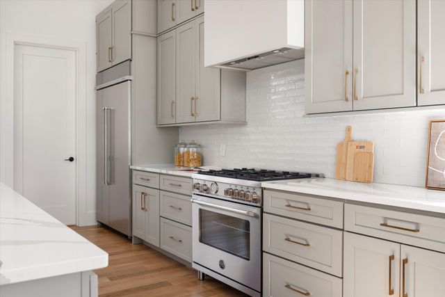 3911 Albert Dr, Nashville, TN 37204