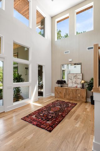 3911 Albert Dr, Nashville, TN 37204