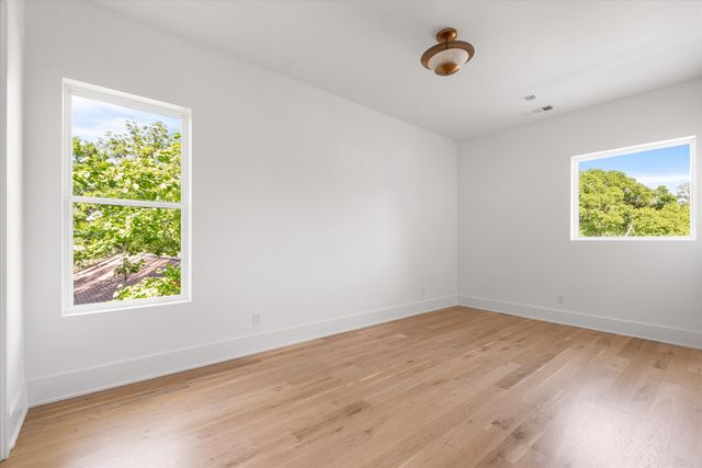 3911 Albert Dr, Nashville, TN 37204