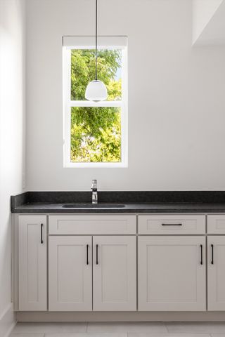 3911 Albert Dr, Nashville, TN 37204