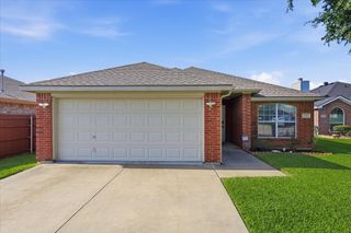 115 Loda Court, Grand Prairie, TX 75050