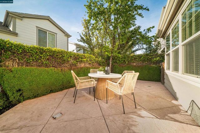 201 Latera Ct, San Ramon, CA 94582
