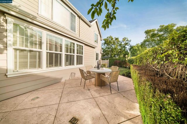 201 Latera Ct, San Ramon, CA 94582
