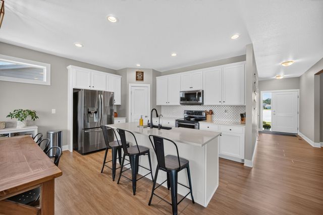 3508 SE 18th Street, Ankeny, IA 50021
