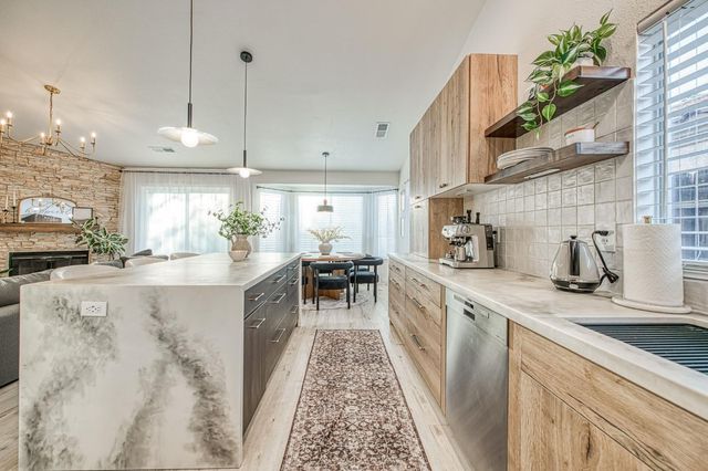 7415 N Hayston Avenue, Fresno, CA 93720