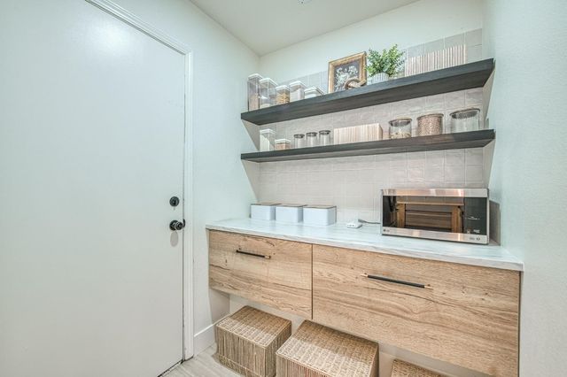 7415 N Hayston Avenue, Fresno, CA 93720