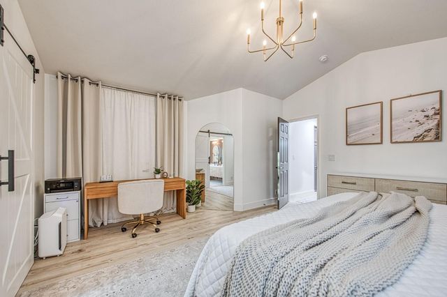 7415 N Hayston Avenue, Fresno, CA 93720