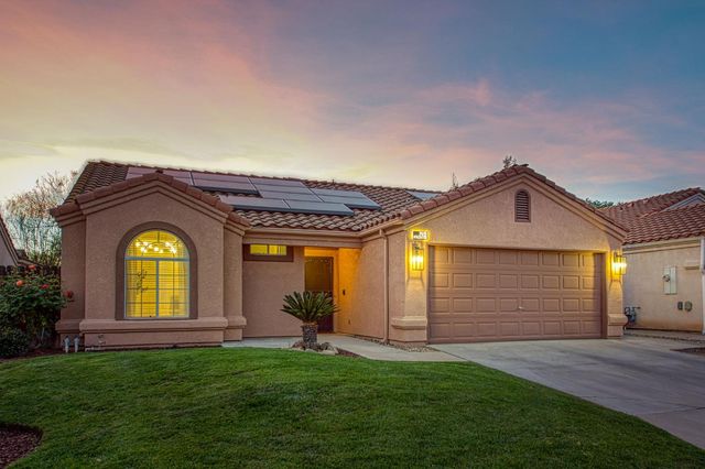 7415 N Hayston Avenue, Fresno, CA 93720