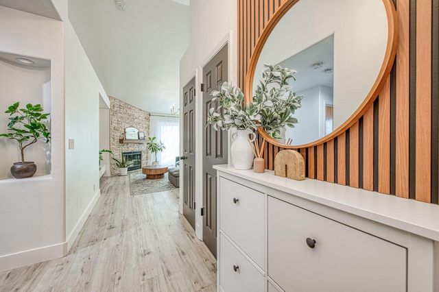 7415 N Hayston Avenue, Fresno, CA 93720