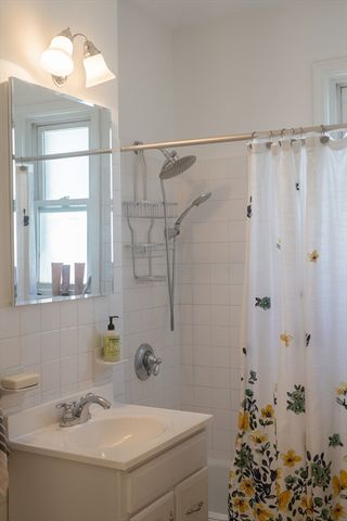 22 Chiswick Rd 18, Boston, MA 02135