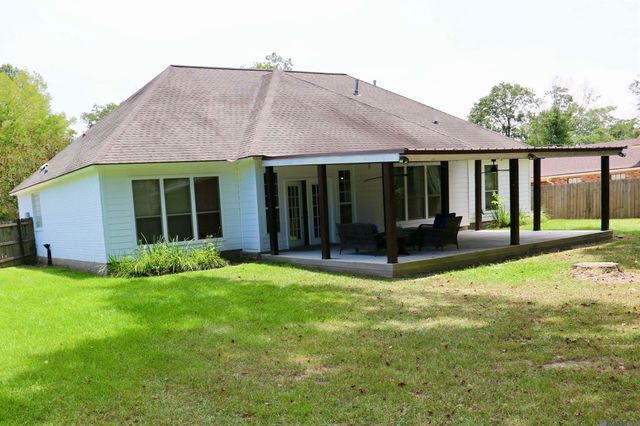 10825 Durmast Dr, Greenwell Springs, LA 70739