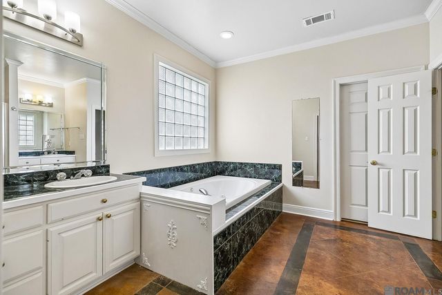 10825 Durmast Dr, Greenwell Springs, LA 70739