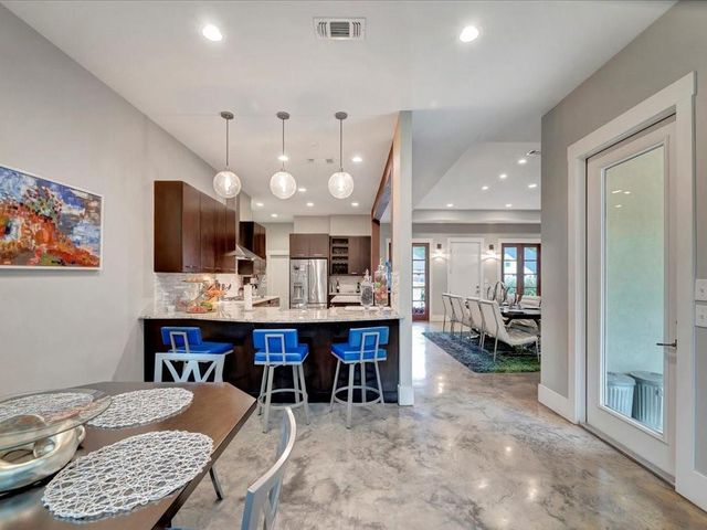 210 Mission Hills Drive, Lufkin, TX 75901