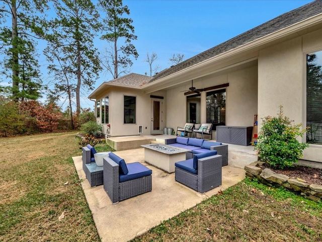 210 Mission Hills Drive, Lufkin, TX 75901