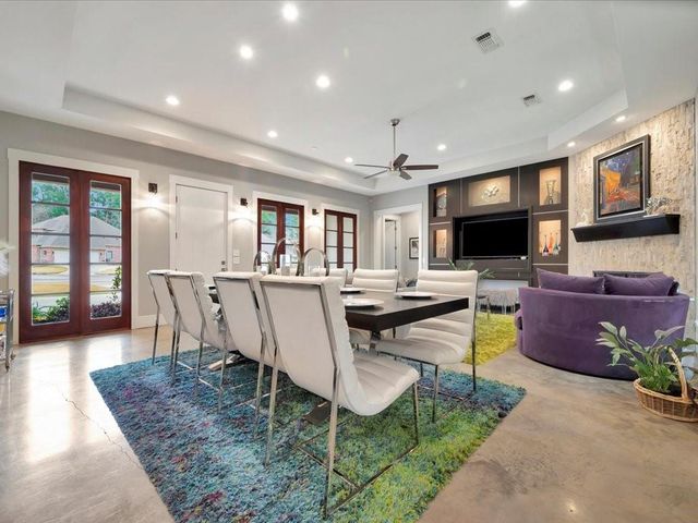 210 Mission Hills Drive, Lufkin, TX 75901