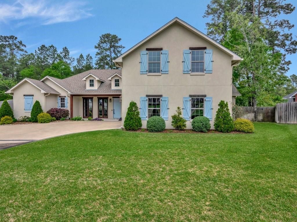 210 Mission Hills Drive, Lufkin, TX 75901