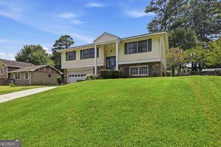 6049 Fairfield Drive, Morrow, GA 30260