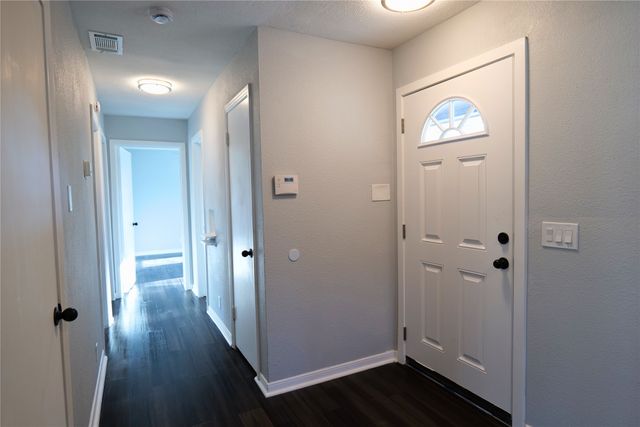 1555 Cape Cod Drive, Dallas, TX 75216