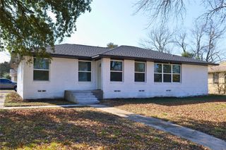 1555 Cape Cod Drive, Dallas, TX 75216