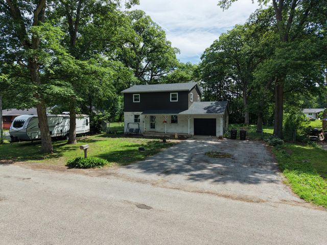 9347 N 327 W, Lake Village, IN 46349