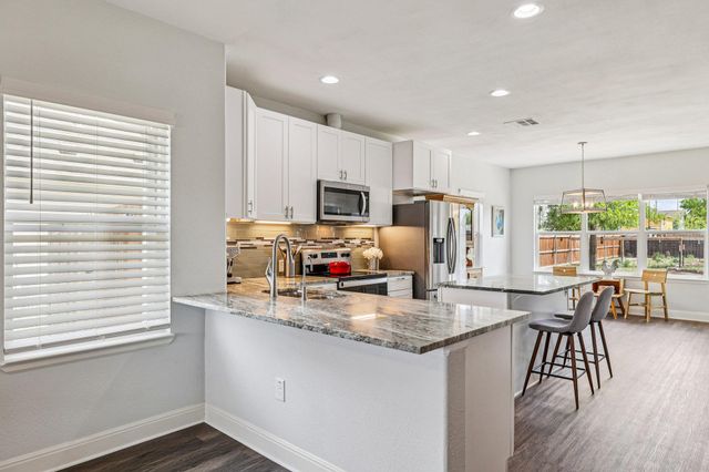 2415 Wilson ST, Bastrop, TX 78602