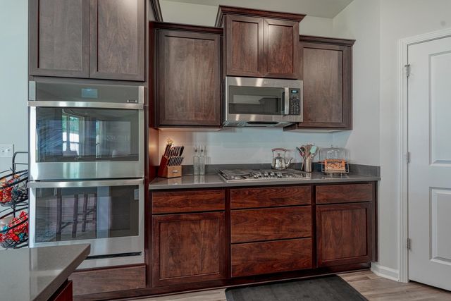 4002 Hometown Way, Boiling Springs, SC 29316