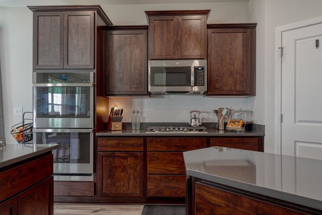 4002 Hometown Way, Boiling Springs, SC 29316