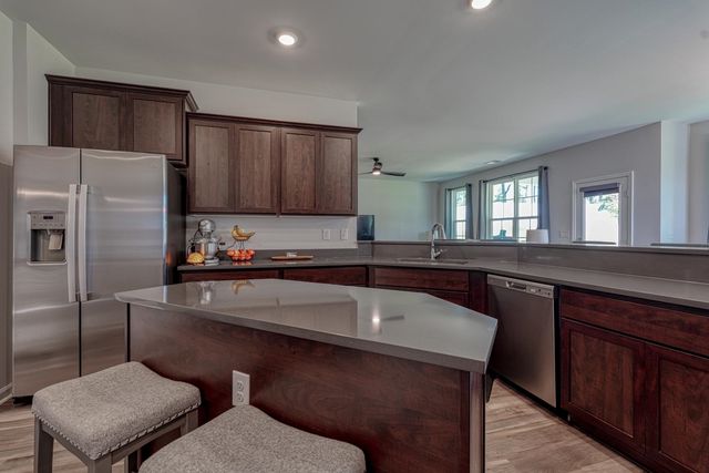 4002 Hometown Way, Boiling Springs, SC 29316