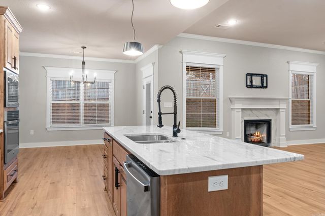 3550 Sylvia Springs, Conway, AR 72034