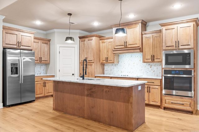 3550 Sylvia Springs, Conway, AR 72034