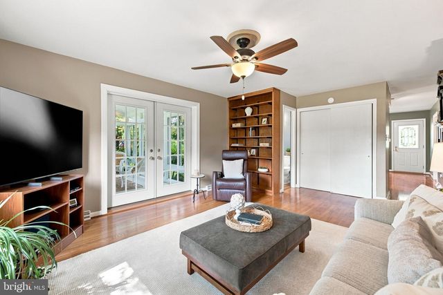 16318 HIDDEN MEADOW LN, Hamilton, VA 20158
