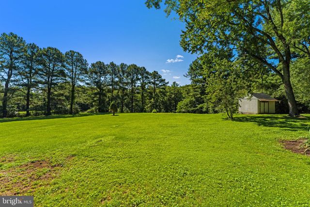 16318 HIDDEN MEADOW LN, Hamilton, VA 20158
