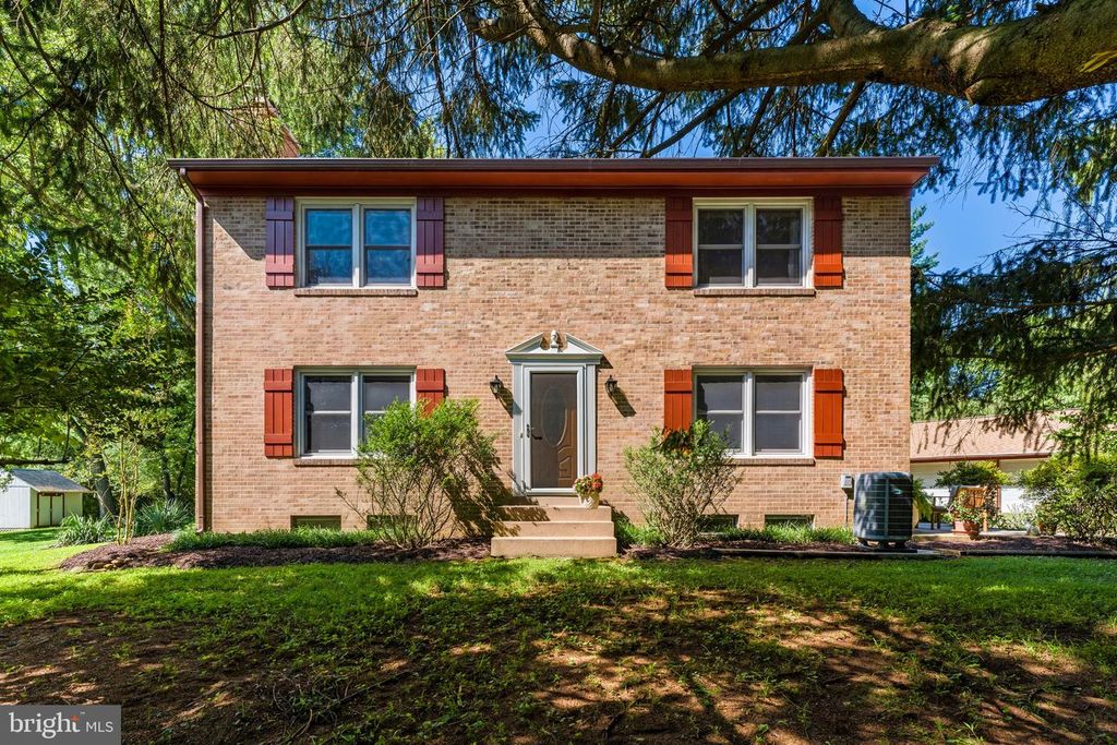 16318 HIDDEN MEADOW LN, Hamilton, VA 20158
