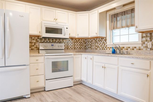 1127 E 40TH Street, Erie, PA 16504