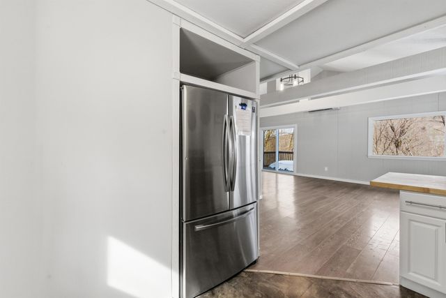 25 Hilltop Drive, Newbury, NH 03255