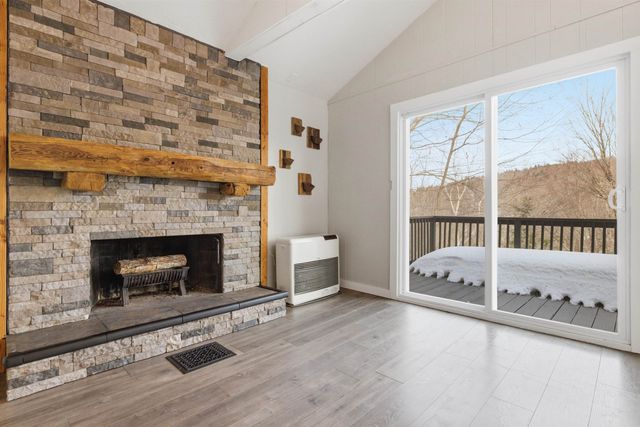 25 Hilltop Drive, Newbury, NH 03255