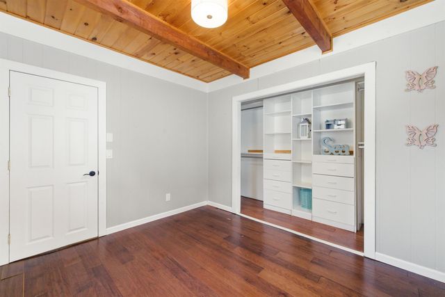 25 Hilltop Drive, Newbury, NH 03255