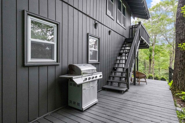 25 Hilltop Drive, Newbury, NH 03255