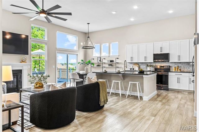 711 Tinsley Court, Cottleville, MO 63304