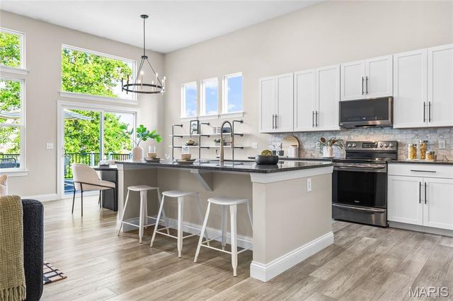 711 Tinsley Court, Cottleville, MO 63304