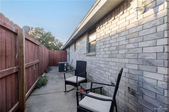 2216 N Dahlia Street, Pharr, TX 78577