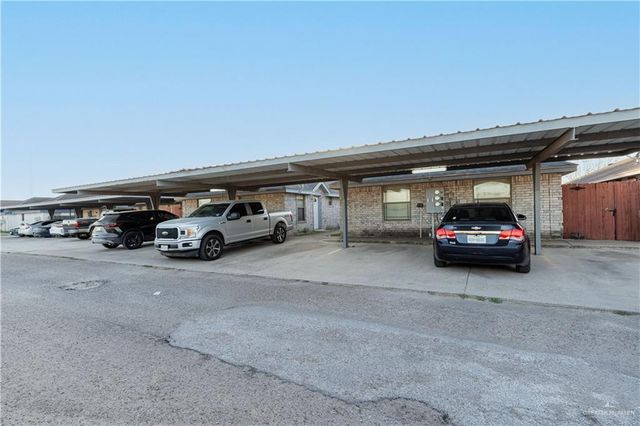 2216 N Dahlia Street, Pharr, TX 78577