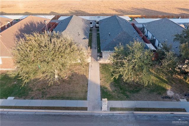 2216 N Dahlia Street, Pharr, TX 78577