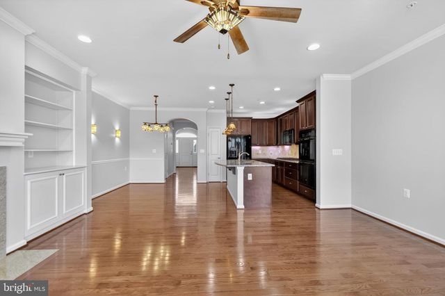 3046 PALATINE DR, Frederick, MD 21701