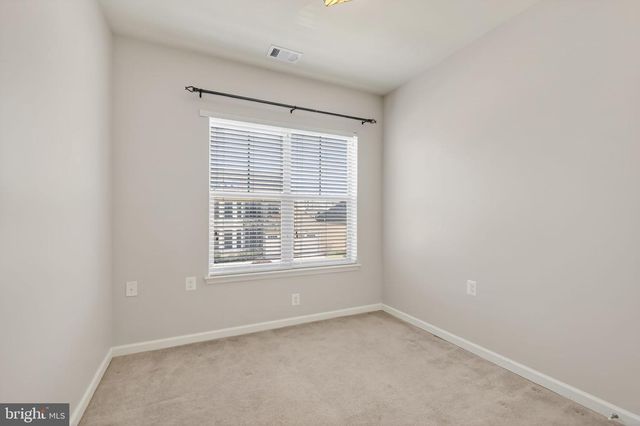 3046 PALATINE DR, Frederick, MD 21701