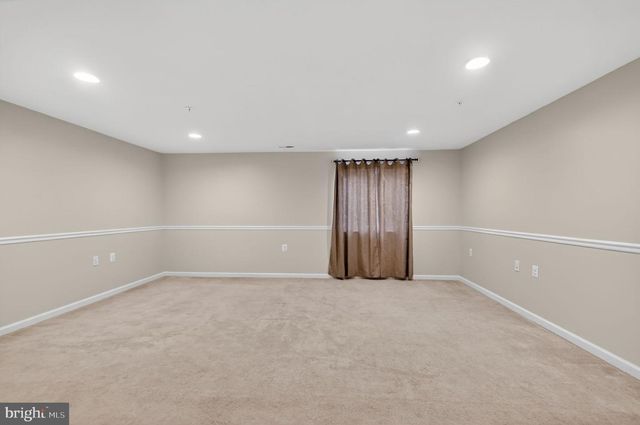 3046 PALATINE DR, Frederick, MD 21701