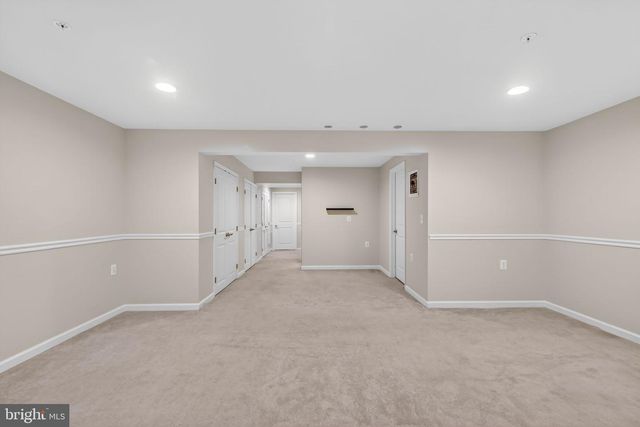 3046 PALATINE DR, Frederick, MD 21701