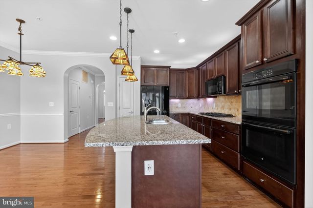 3046 PALATINE DR, Frederick, MD 21701