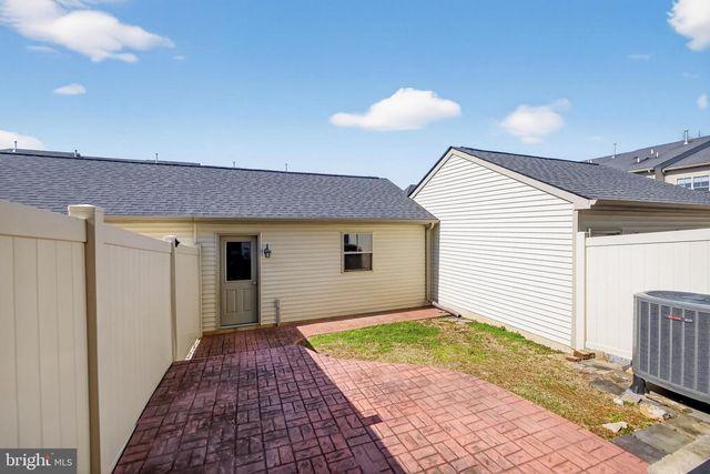 3046 PALATINE DR, Frederick, MD 21701