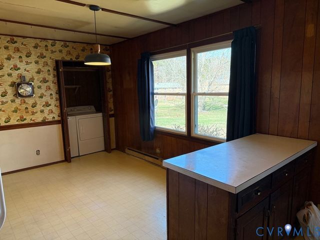 111 Page St, Farmville, VA 23947